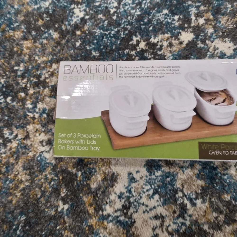 Bamboo essentials Set of 3 Porcelain Bakers with Lids On Bamboo Tray